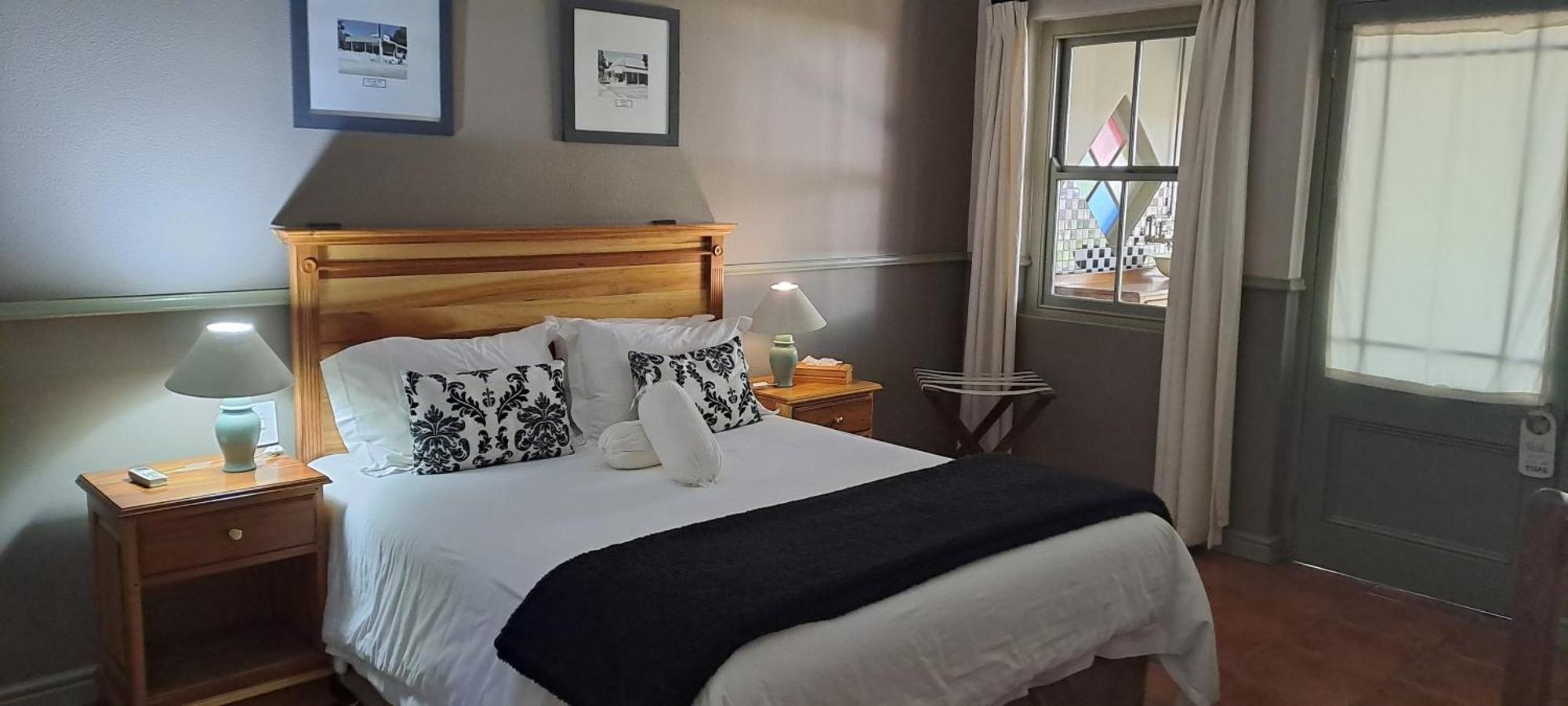 Housemartin Lodge & Self Catering De Rust ภายนอก รูปภาพ
