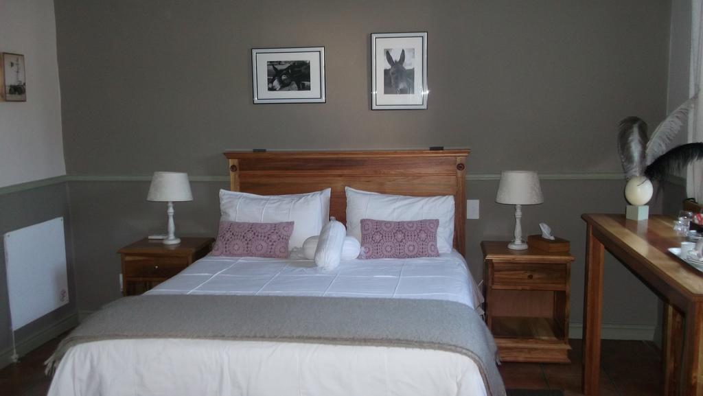 Housemartin Lodge & Self Catering De Rust ภายนอก รูปภาพ