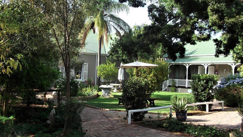 Housemartin Lodge & Self Catering De Rust ภายนอก รูปภาพ