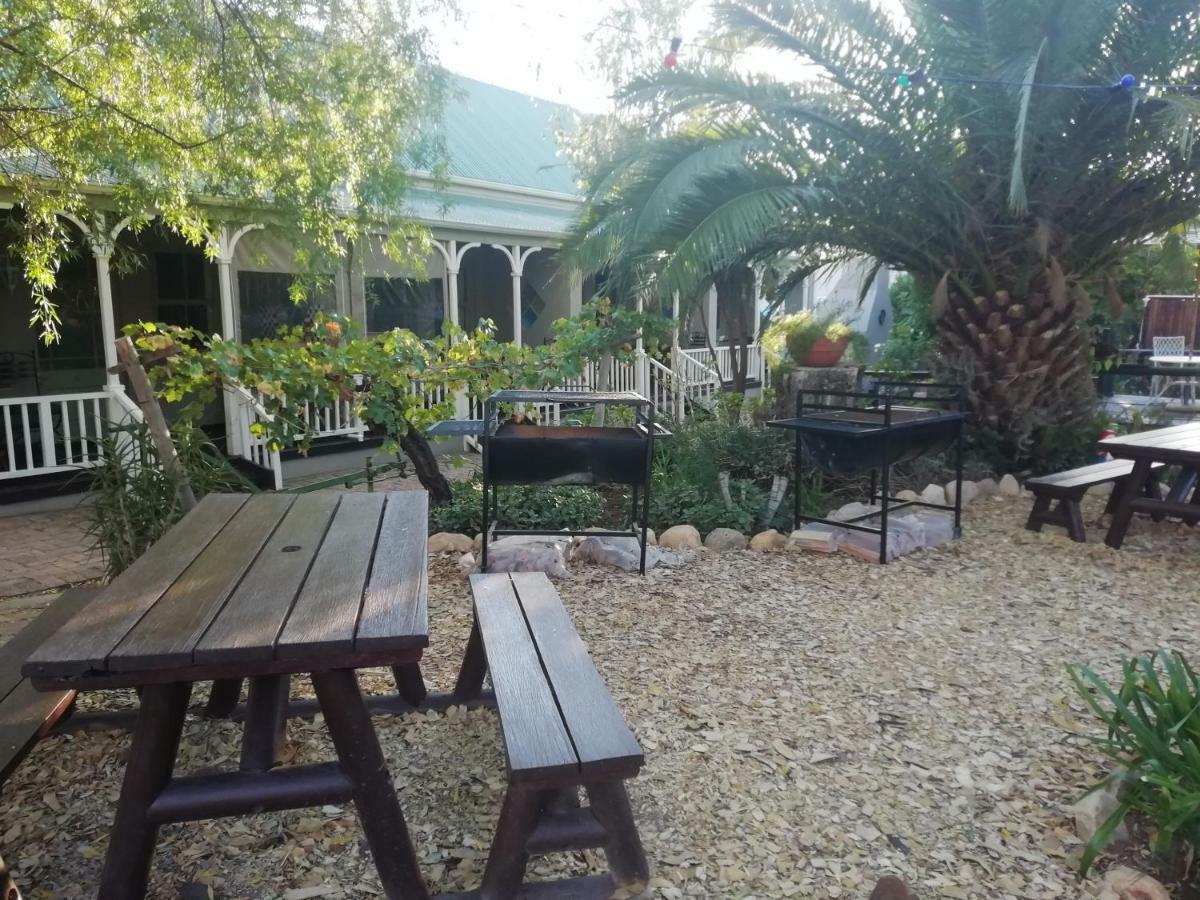 Housemartin Lodge & Self Catering De Rust ภายนอก รูปภาพ